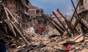 2015年ネパール大地震　瓦礫から22時間後に救出された赤ちゃんを覚えていますか？