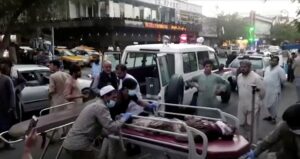 カブールの爆発、民間人死者72人に増加＝病院・タリバン関係者
