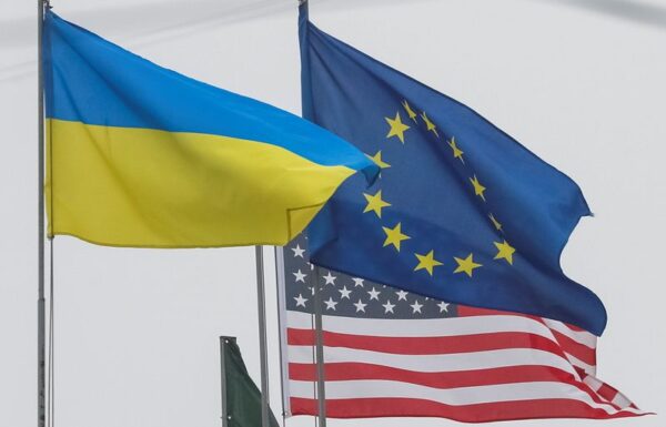 欧米5カ国、ロシアの対ウクライナ行動を警戒　首脳が電話会談