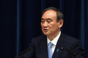 大きなリバウンド起こさないことが重要、医療逼迫なら対策強化＝菅首相