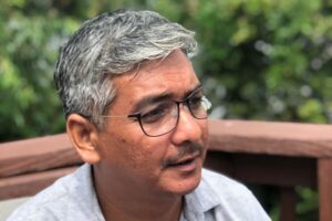 ミャンマーで拘束の米国籍ジャーナリスト　目隠しされ殴打と証言