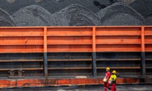 インドネシア石炭禁輸の解除、国内発電所向け輸送問題が障害＝業界筋