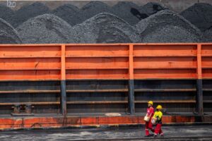 インドネシア石炭禁輸の解除、国内発電所向け輸送問題が障害＝業界筋