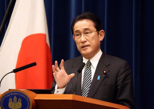 緊急事態宣言、オミクロン株の特性考慮し政府として判断＝岸田首相