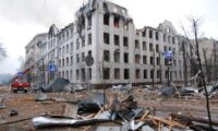 ウクライナ第2の都市に砲撃続く、ロシア軍死者も約500人に