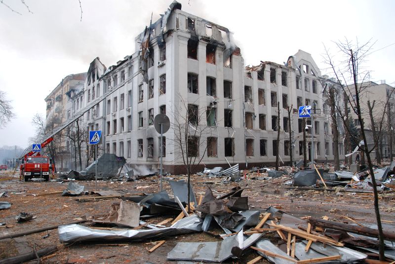 ウクライナ第2の都市に砲撃続く、ロシア軍死者も約500人に