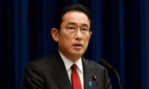 日韓関係改善へ「緊密に協力」と岸田首相、尹大統領選出に祝意