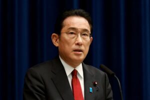日韓関係改善へ「緊密に協力」と岸田首相、尹大統領選出に祝意