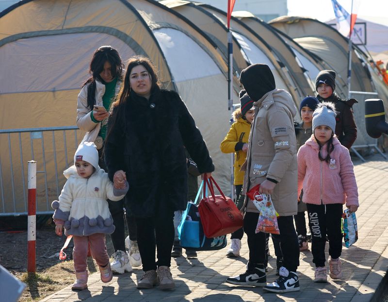 ウクライナ住民、紛争で約650万人が避難＝IOM
