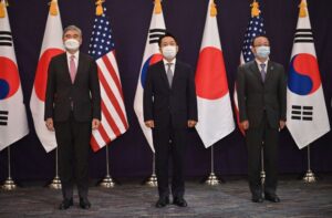 米、北朝鮮に「前提条件なく会う」も　国際的な制裁維持を強調＝日米韓協議