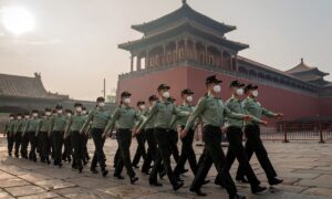 中国共産党、毛沢東主義者らを拘束