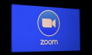 感染症流行で使用増のビデオ会議アプリ「Zoom」FBIが乗っ取りを警告