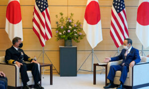 菅首相、アクイリノ米印太平洋軍司令官と会談　中国による現状変更の試みに反対で一致