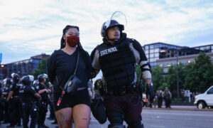 中国、抗議デモを利用して緊張高める　ゴードン・チャン氏「米国を弱体化させようとしている」
