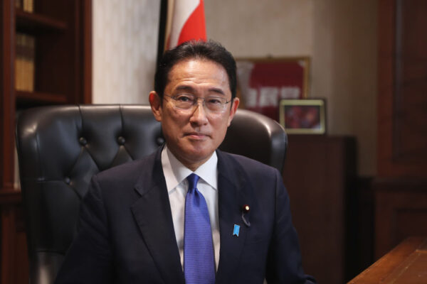 岸田首相、米豪首脳と相次ぎ電話会談　日豪は円滑化協定の早期合意で一致
