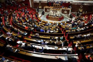 フランス下院、ウイグル人に対する「ジェノサイド」対中非難決議を圧倒的多数で採択