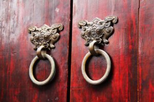 中国上層官僚の個人資産、初の内部申告　一般公開なし？