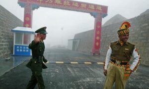 中印領有権紛争、中国最高指導部で対応分かれる　専門家「進退両難」