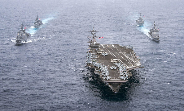 中国海軍VS米国海軍　簡単には埋まらない実力差　