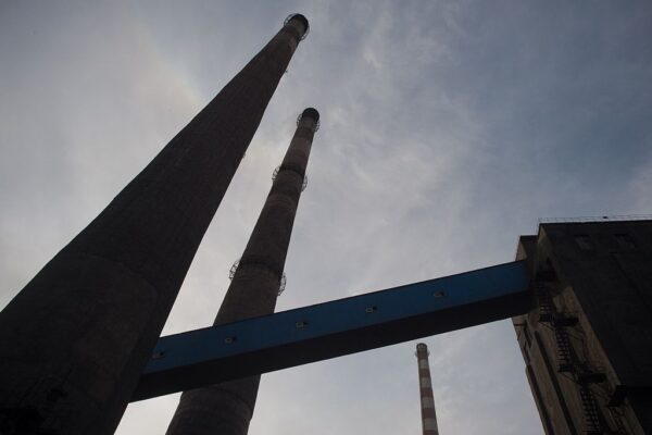 中国鋼鉄価格上昇、「持続不可能」＝フィッチ