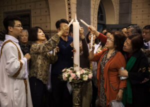 中国河南省、地下教会を包囲　20数人連行　宗教新法施行後初