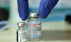 「心筋炎の発症率高まる」　アイスランド、モデルナ社ワクチンの接種を中止　