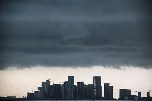 「中国は深い淵に向かう船のよう」ある民営企業家の文章が反響