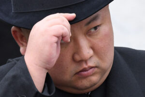 北朝鮮独裁の恐怖　酔って金正恩からの電話に出られなかった長官が処刑