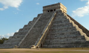 世界中のピラミッド（48）メキシコ　古代都市チチェン・イッツァ