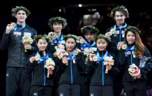 日本優勝　フィギュア世界国別対抗　3大会ぶり2度目