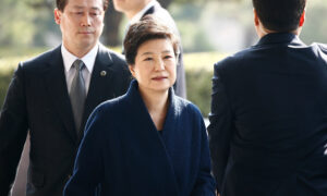 朴槿恵容疑者　ソウル拘置所に収監　