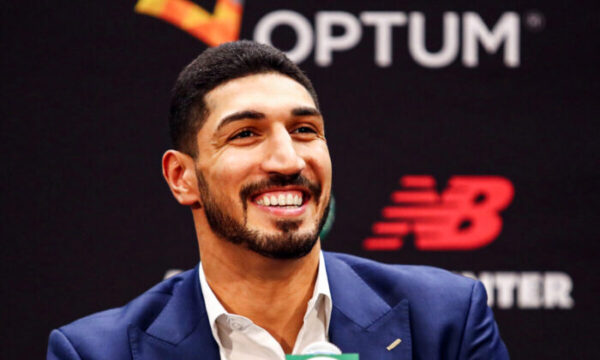「金とビジネス…中国共産党の報復恐れないで」NBAカンター選手、仲間に呼びかけ