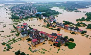 中国南部、記録的な洪水「救助部隊の活躍ぶり」報道目立つ