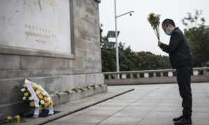 中共ウイルス犠牲者の遺族、記念碑建設を計画「この歴史を忘れない」警察から脅迫