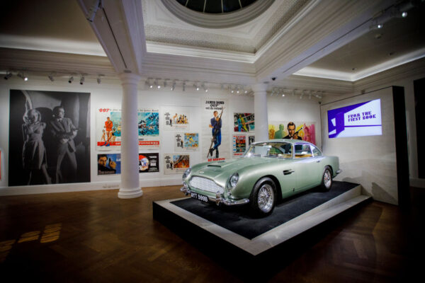 声優の若山弦蔵氏死去　「007」のショーン・コネリー吹き替えを担当