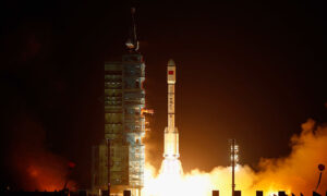 米専門家、中国衛星とロシアのデブリが衝突と報告　中国当局は否定