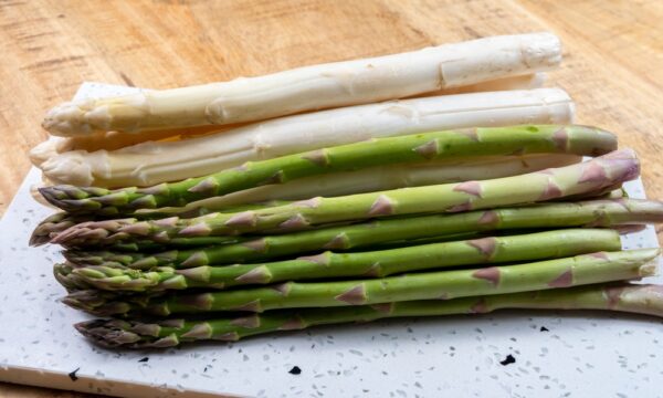アスパラガスの緑と白はどっちがいい？　がんを予防する栄養素を含むアスパラガス料理（2）