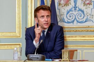 仏大統領、新たな「欧州政治共同体」支持　ウクライナ・英を念頭に