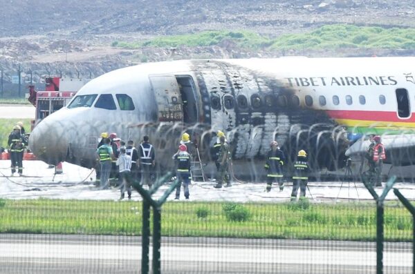 中国旅客機が炎上、離陸断念後に　乗客乗員は全員脱出