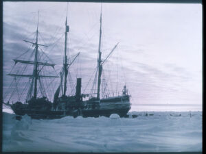 南極の難破船「エンデュランス号」　100年の時を経てついに発見される