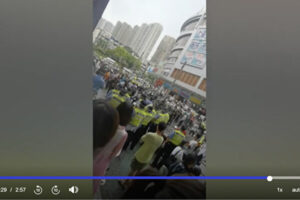 上海で100人以上がデモ行進　テナント料減免要求　当局が鎮圧