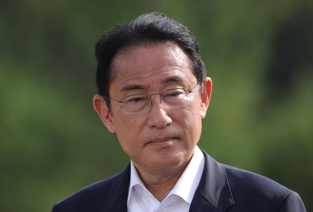 岸田首相「最大限の厳しい言葉で非難する」　安倍元首相の回復「心から祈りたい」