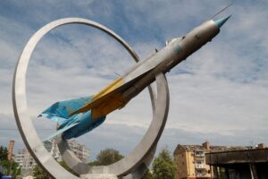 米と同盟国、ウクライナ空軍の訓練の可能性を協議