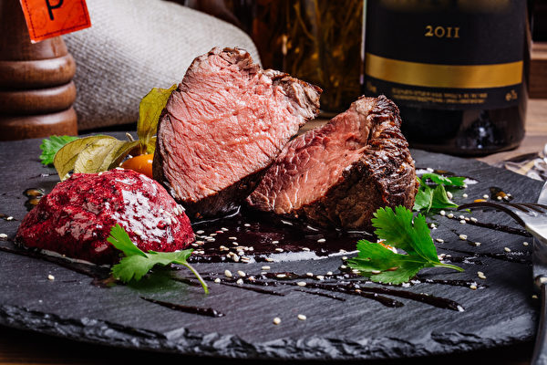 家庭でやわらかくてジューシーな、お肉を食べる6つの方法