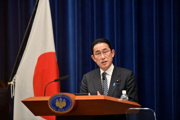 岸田首相、総合経済対策を10月中に策定　防衛力強化へ有識者会議設置も表明
