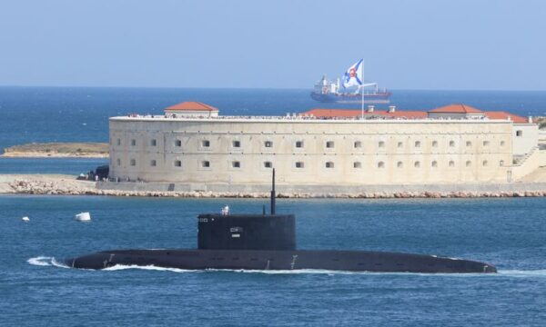 ロシア黒海艦隊、一部潜水艦の配備先変更＝英国防省
