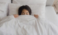 超簡単な睡眠導入法！これを寝る前1分行えば朝までぐっすり
