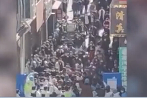 チベットで大規模抗議活動　長期の都市封鎖に出稼ぎ労働者が不満か