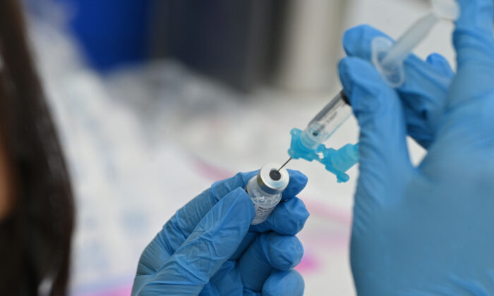 新型コロナワクチンを小児向け定期接種へ組み入れ推奨 = 米CDC