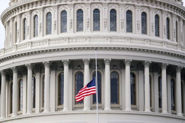 米議会襲撃事件でトランプ氏に召喚状、 証言と資料提出求める